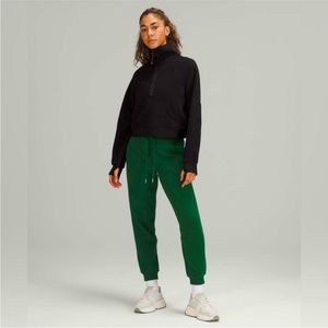 lulu lemon, green scuba joggers size 4